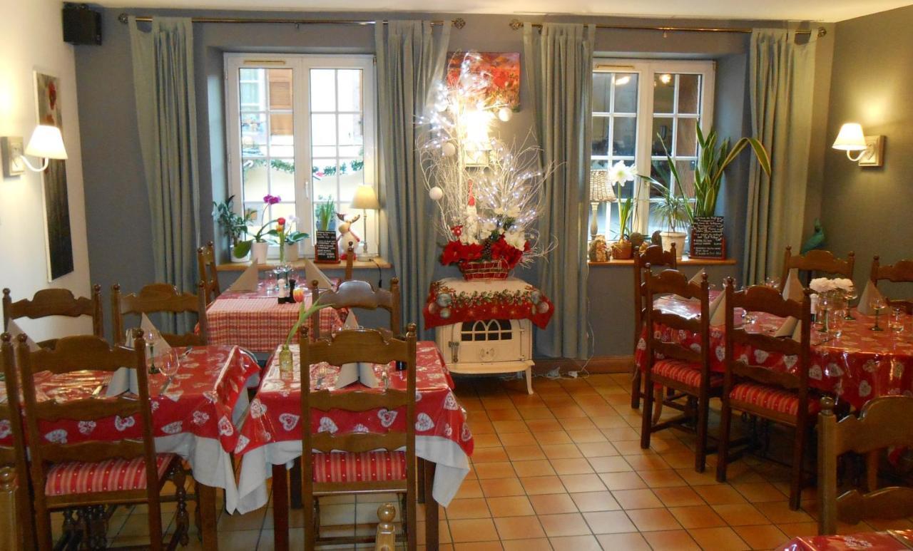 Au Fief Du Chateau Orschwiller Esterno foto